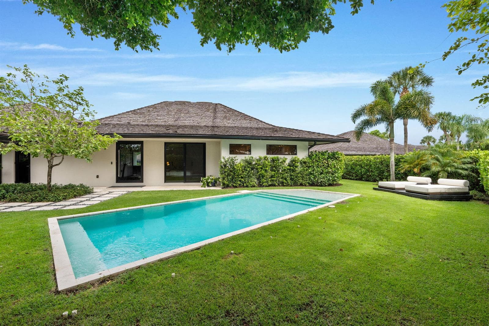 11880 Pebblewood Drive, Wellington FL 33414 - Wellington, FL - Photo 1