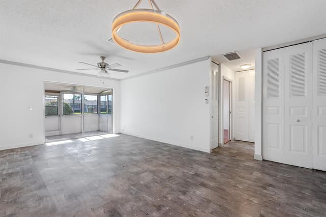 2739 Dudley Drive W # D, West Palm Beach FL 33415 - West Palm Beach, FL - Photo 5