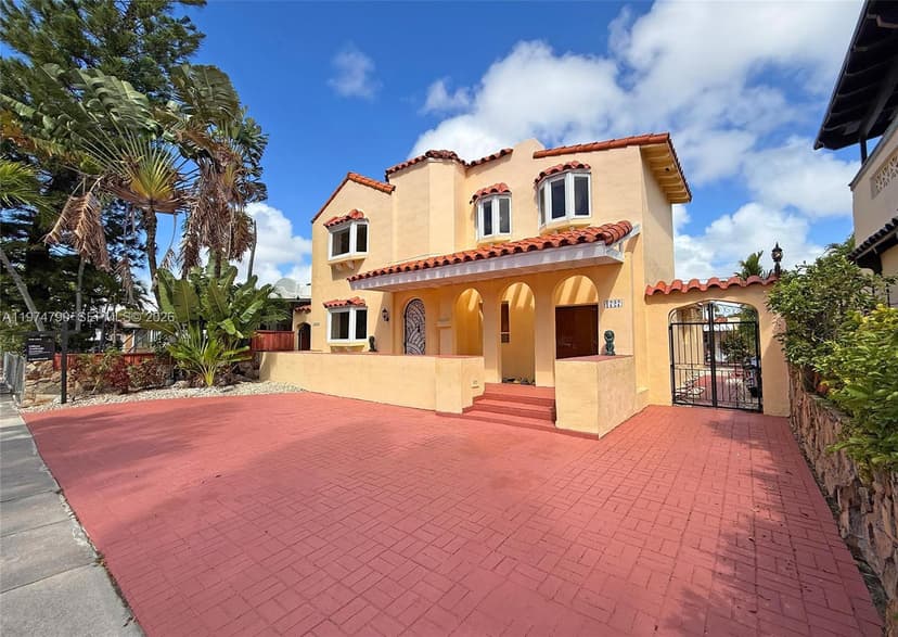 1727 SW 11th Ter, Miami FL 33135