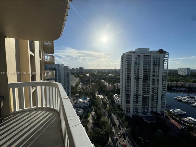19355 Turnberry Way # 23C, Aventura FL 33180 - Aventura, FL - Photo 2