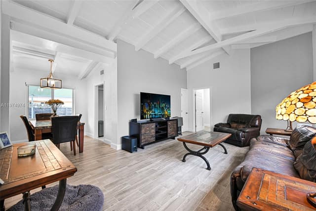1021 NE 82nd Ter, Miami FL 33138 - Miami, FL - Photo 5