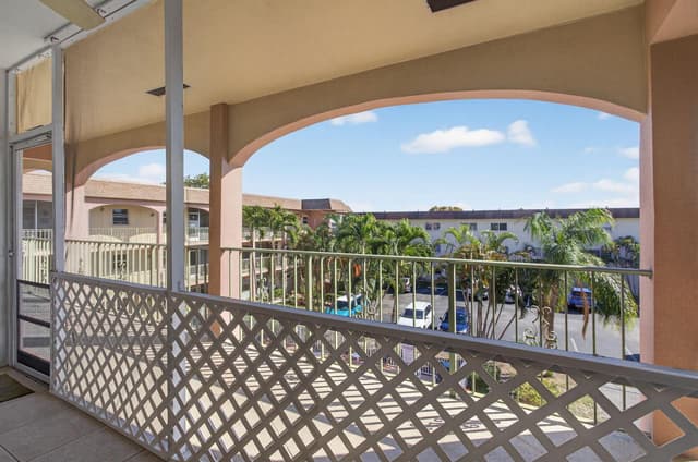 100 SE 6th Avenue # 303, Pompano Beach FL 33060 - Pompano Beach, FL - Photo 5