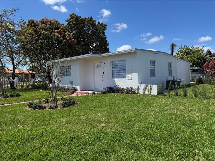 6324 E 6th Ave, Hialeah FL 33013