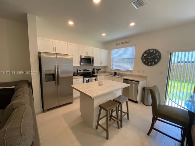 28704 SW 133rd Ct, Homestead FL 33033 - Homestead, FL - Photo 3