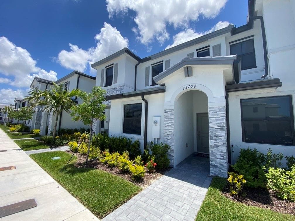 28704 SW 133rd Ct, Homestead FL 33033 - Homestead, FL - Photo 1