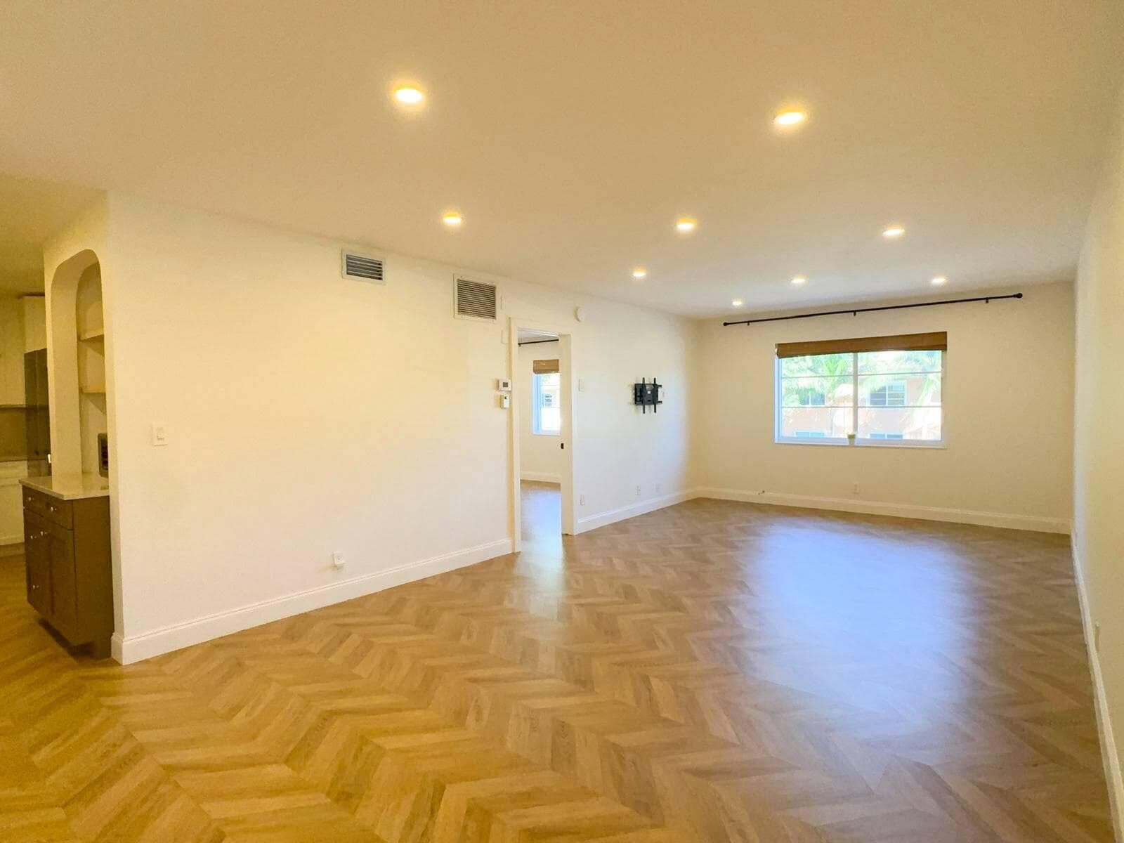 9 NE 19th Court # 211C, Wilton Manors FL 33305