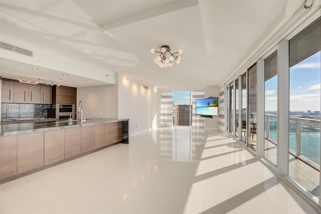 465 Brickell Ave # 4301, Miami FL 33131 - Miami, FL - Photo 4