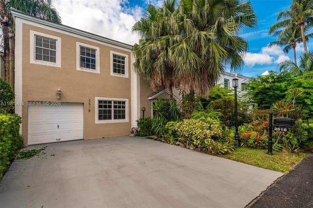 2518 NE 206th Ter, Miami FL 33180 - Miami, FL - Photo 7