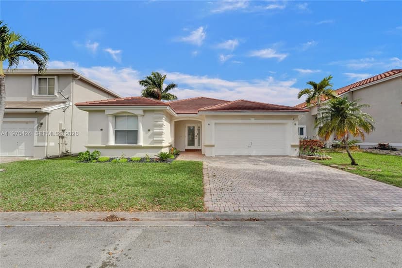 3371 SW 51st St, Hollywood FL 33312