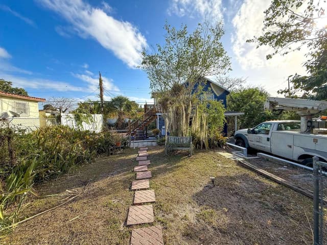 920 Selkirk Street, West Palm Beach FL 33405 - West Palm Beach, FL - Photo 3