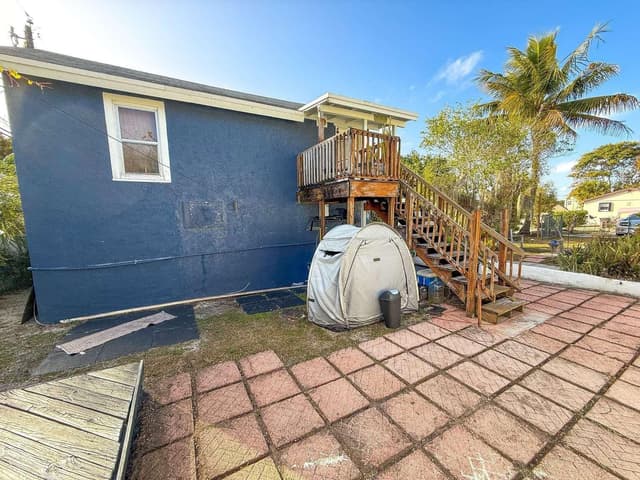 920 Selkirk Street, West Palm Beach FL 33405 - West Palm Beach, FL - Photo 4