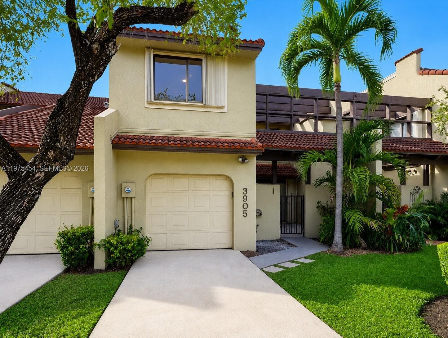 3905 Adra Ave # 46B, Doral FL 33178