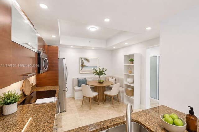 3330 NE 190th St # 1212, Aventura FL 33180 - Aventura, FL - Photo 4