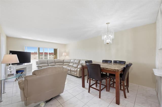 8040 N Sunrise Lakes Drive # 303, Fort Lauderdale FL 33322 - Fort Lauderdale, FL - Photo 7