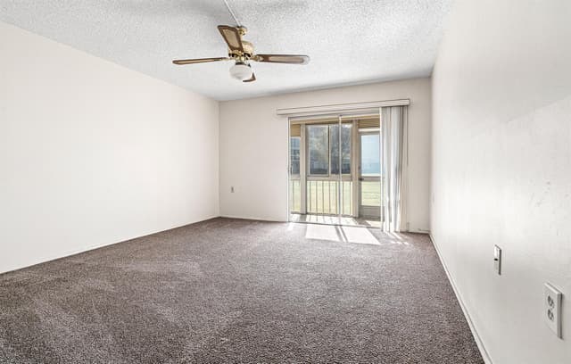 4602 Martinique Way # E1, Coconut Creek FL 33066 - Coconut Creek, FL - Photo 5