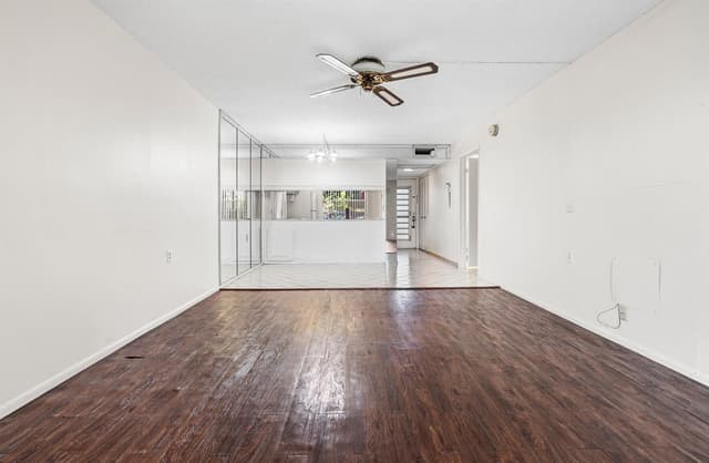 4602 Martinique Way # E1, Coconut Creek FL 33066 - Coconut Creek, FL - Photo 4
