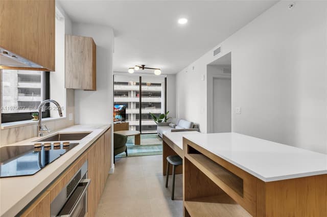 11 NE 6th St # 407, Miami FL 33132 - Miami, FL - Photo 3