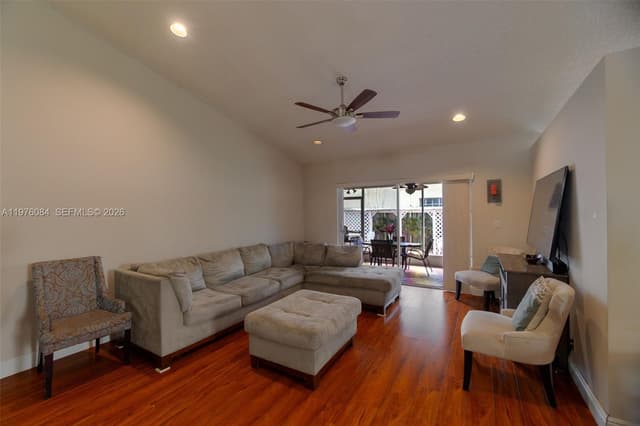 6618 Skipper Ter, Margate FL 33063 - Margate, FL - Photo 5