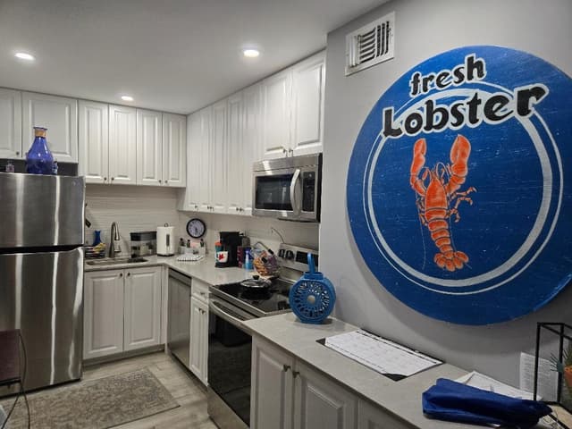 669 W Oakland Park Boulevard # b, Oakland Park FL 33311 - Oakland Park, FL - Photo 5