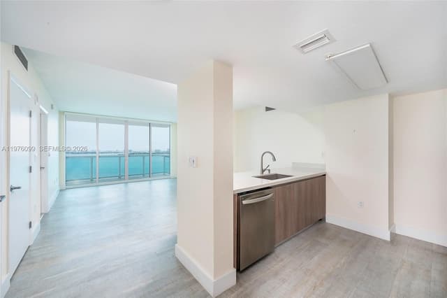 1800 N Bayshore Dr # 2503, Miami FL 33132 - Miami, FL - Photo 3