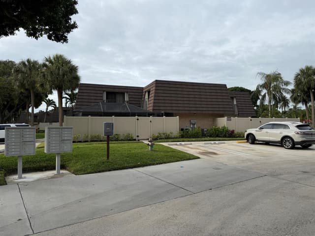 7622 N 76th Way # 200, West Palm Beach FL 33407 - West Palm Beach, FL - Photo 3