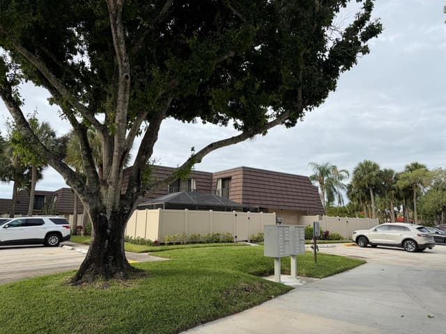 7622 N 76th Way # 200, West Palm Beach FL 33407 - West Palm Beach, FL - Photo 4