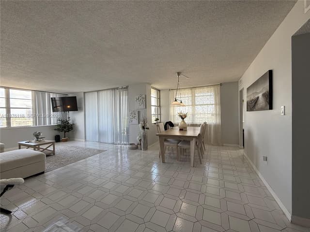 18011 Biscayne Blvd # 805, Aventura FL 33160 - Aventura, FL - Photo 2