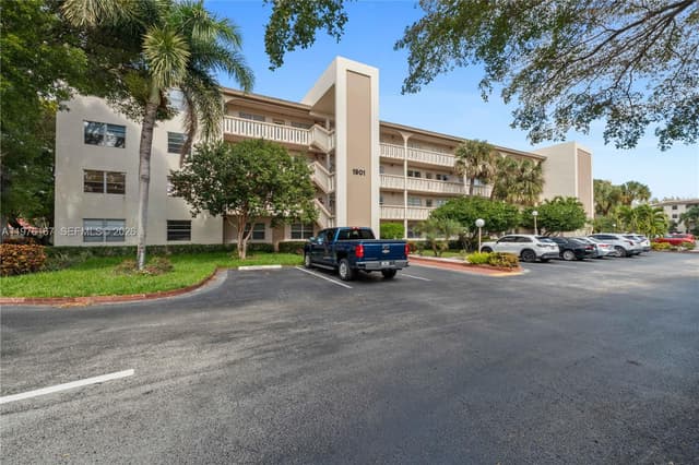 1901 Bermuda Cir # A1, Coconut Creek FL 33066 - Coconut Creek, FL - Photo 2
