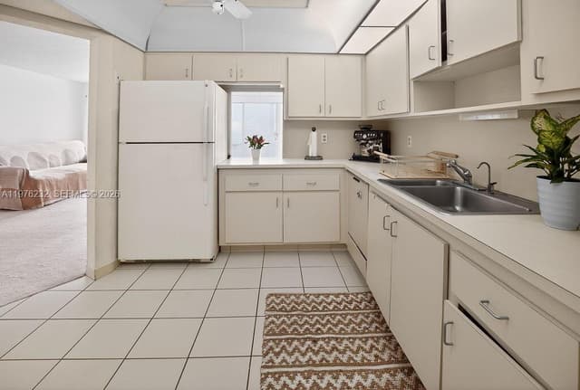 300 Diplomat Pkwy # 601, Hallandale Beach FL 33009 - Hallandale Beach, FL - Photo 6