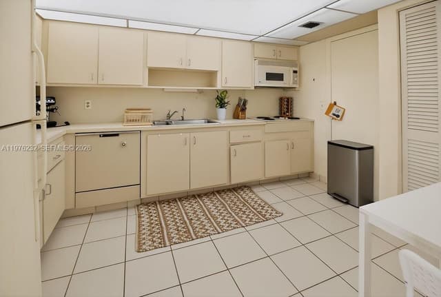 300 Diplomat Pkwy # 601, Hallandale Beach FL 33009 - Hallandale Beach, FL - Photo 7