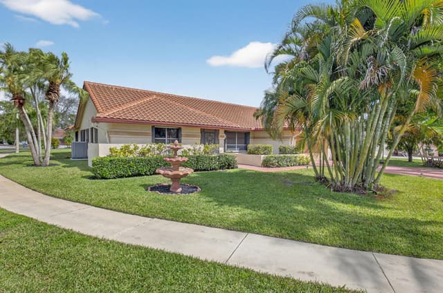 9362 Laurel Green Drive, Boynton Beach FL 33437 - Boynton Beach, FL - Photo 3