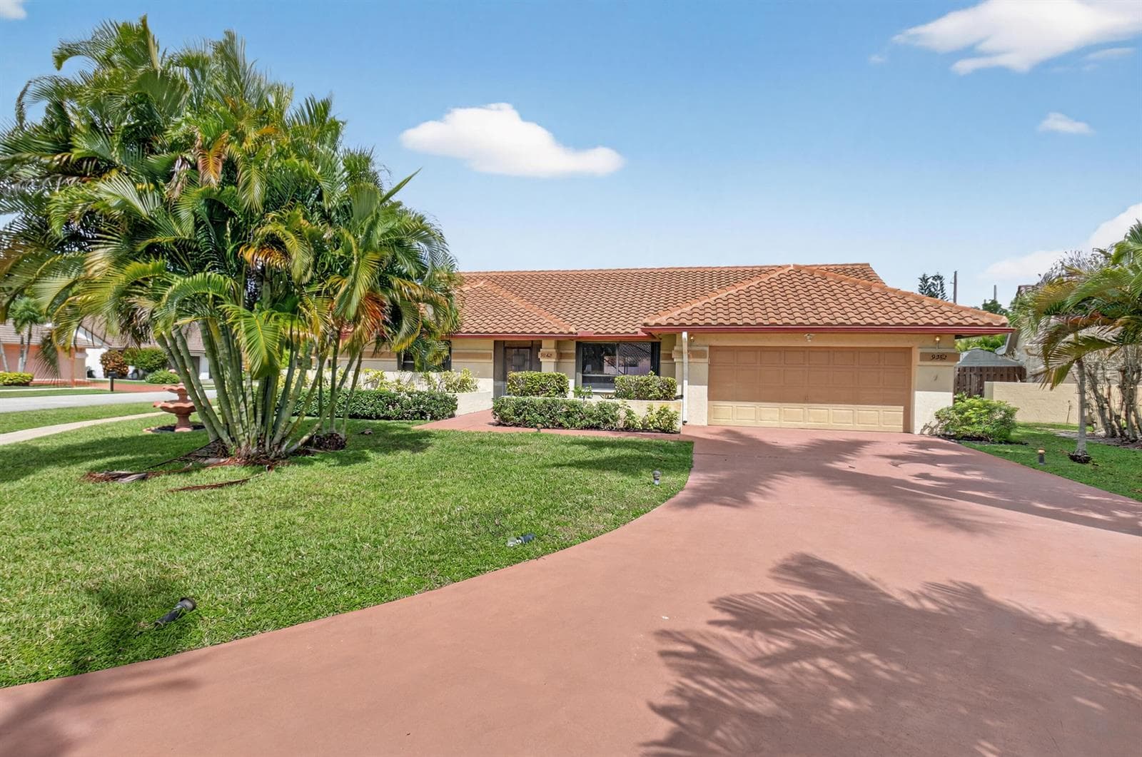 9362 Laurel Green Drive, Boynton Beach FL 33437 - Boynton Beach, FL - Photo 1