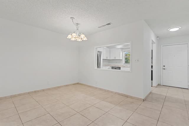 437 SW Natura Avenue # F, Deerfield Beach FL 33441 - Deerfield Beach, FL - Photo 4