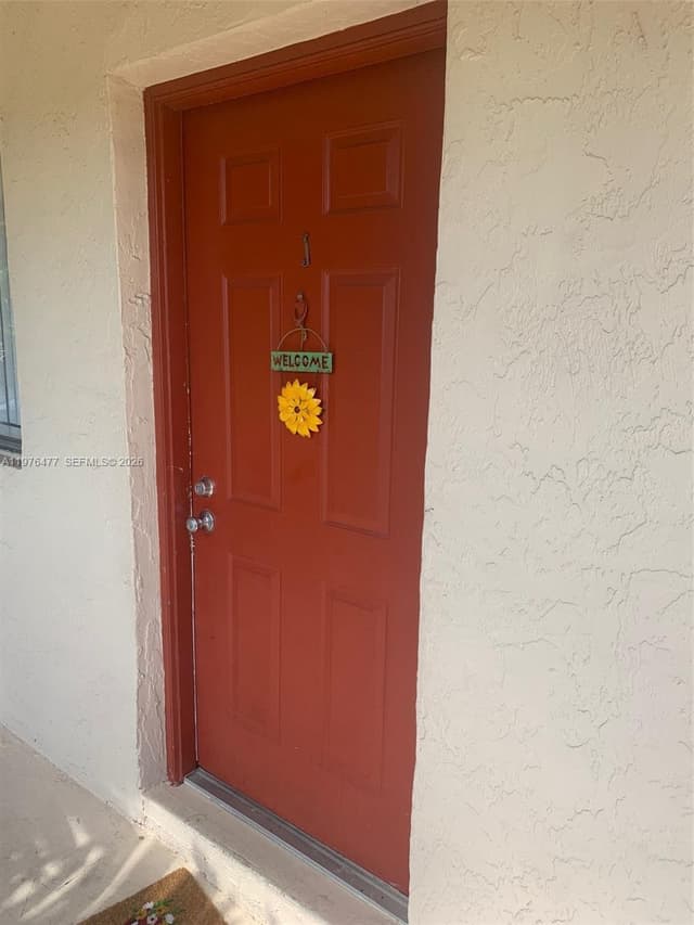 300 Nottingham Cir # J, Green Acres FL 33463 - Green Acres, FL - Photo 4