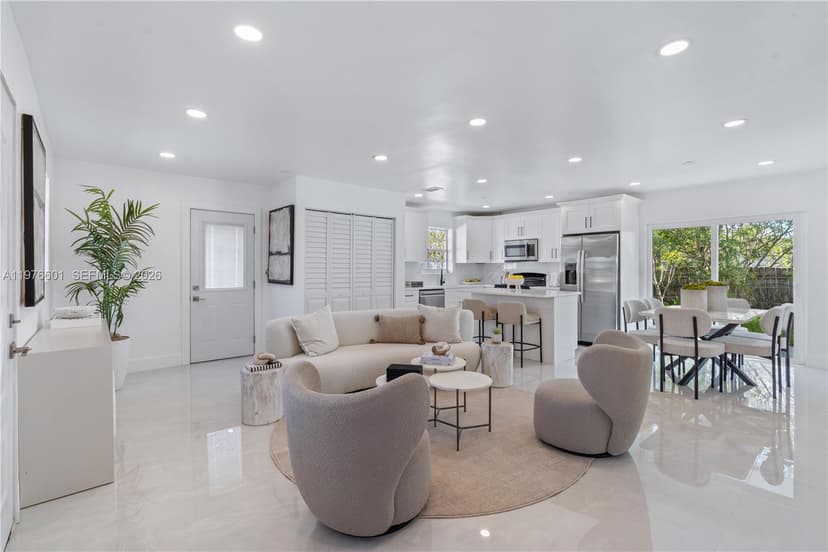 1360 SW 6th Ter, Deerfield Beach FL 33441