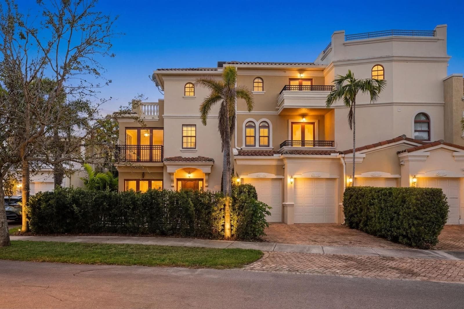 645 NE 17th Way # 645, Fort Lauderdale FL 33304