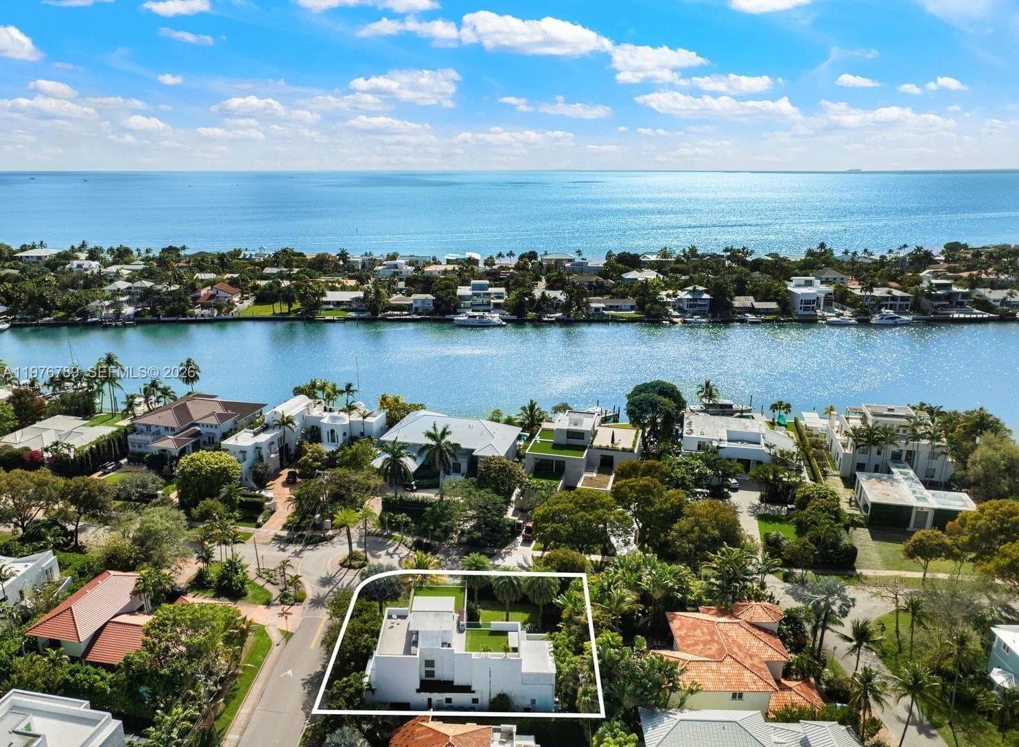 741 Harbor Dr, Key Biscayne FL 33149 - Key Biscayne, FL - Photo 1