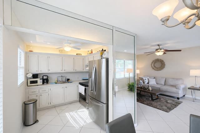 33 Preston A, Boca Raton FL 33434 - Boca Raton, FL - Photo 6