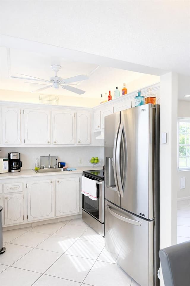 33 Preston A, Boca Raton FL 33434 - Boca Raton, FL - Photo 5