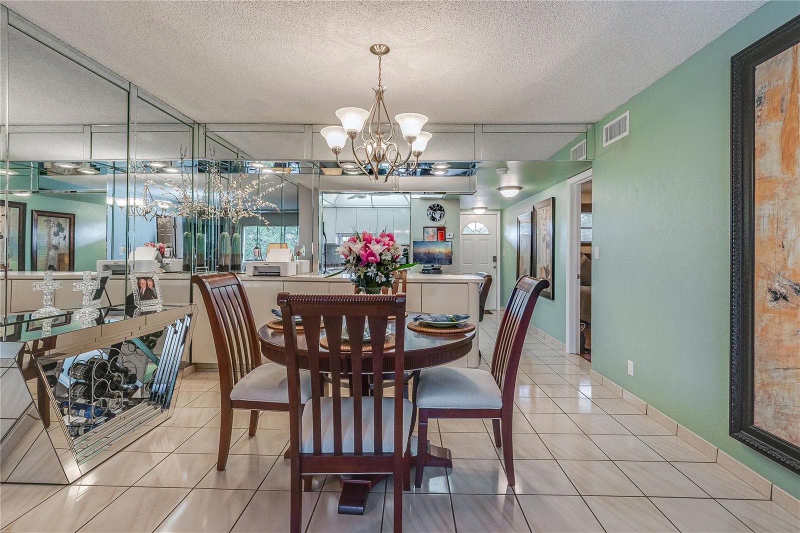 700 S Hollybrook Drive # 304, Pembroke Pines FL 33025 - Pembroke Pines, FL - Photo 1
