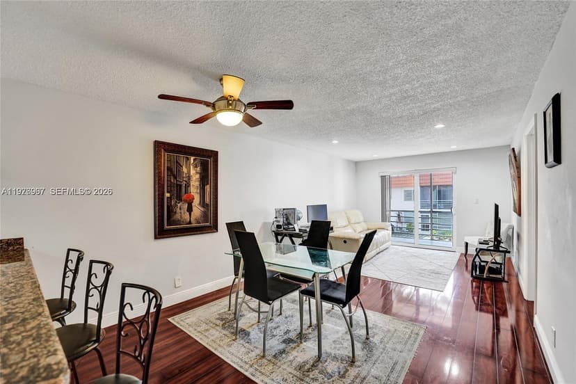 7610 Stirling Rd # 207C, Davie FL 33024