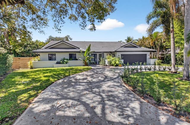 2200 SW 36th Terrace, Delray Beach FL 33445 - Delray Beach, FL - Photo 2