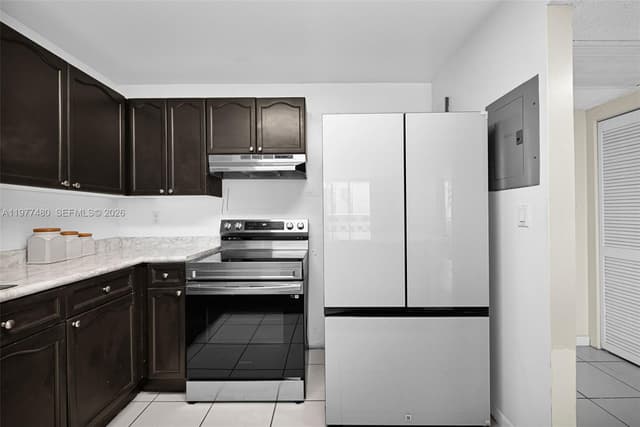 2301 Collins Ave # 802, Miami Beach FL 33139 - Miami Beach, FL - Photo 3