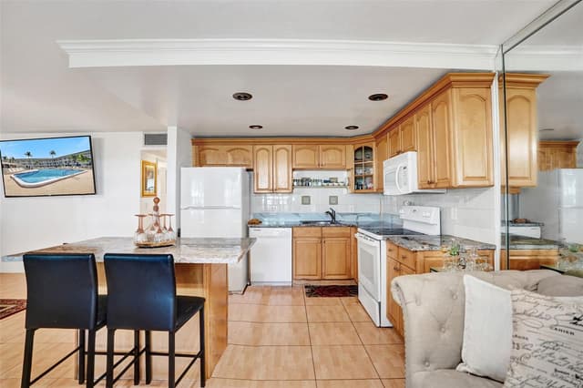 5208 NE 24th Terrace # F118, Fort Lauderdale FL 33308 - Fort Lauderdale, FL - Photo 5