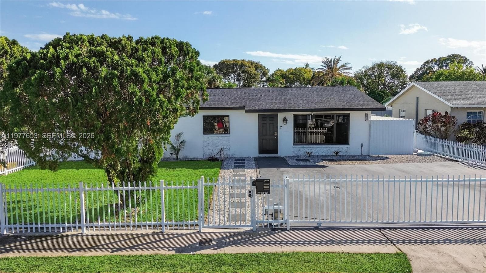 1318 13th St, West Palm Beach FL 33401 - West Palm Beach, FL - Photo 1