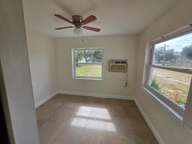 15427 San Diego Drive, FL 33470 - Photo 4