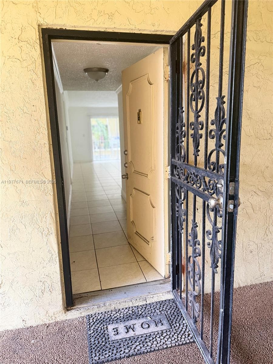 11925 NE 2nd Ave # B207, North Miami FL 33161