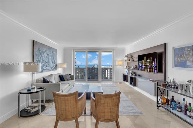 1121 Crandon Blvd # E1203, Key Biscayne FL 33149 - Key Biscayne, FL - Photo 4
