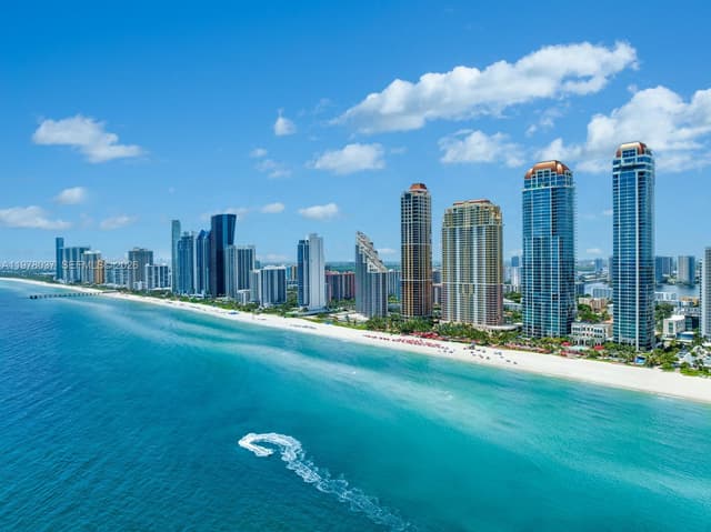 17901 Collins Ave # 1506, Sunny Isles Beach FL 33160 - Sunny Isles Beach, FL - Photo 2