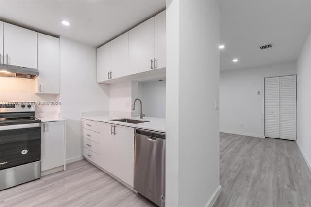 3631 NW 94th Ave # 6G, Sunrise FL 33351 - Sunrise, FL - Photo 5